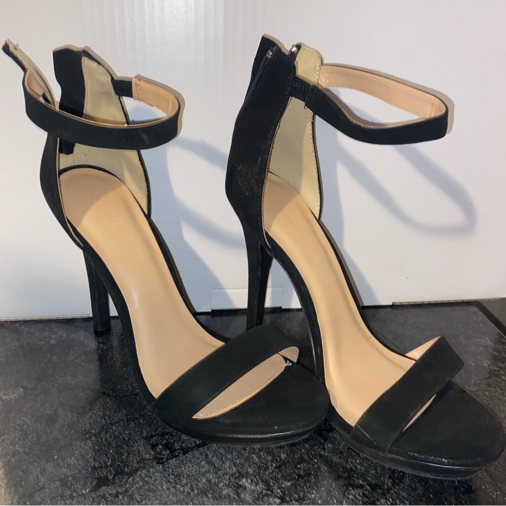 Solid Black High Heels Women’s 8.5